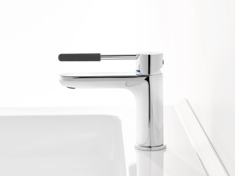 Chrome single lever tap